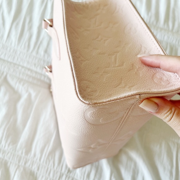 Authentic Louis Vuitton Onthego PM Pink Opale - Picture 6 of 14